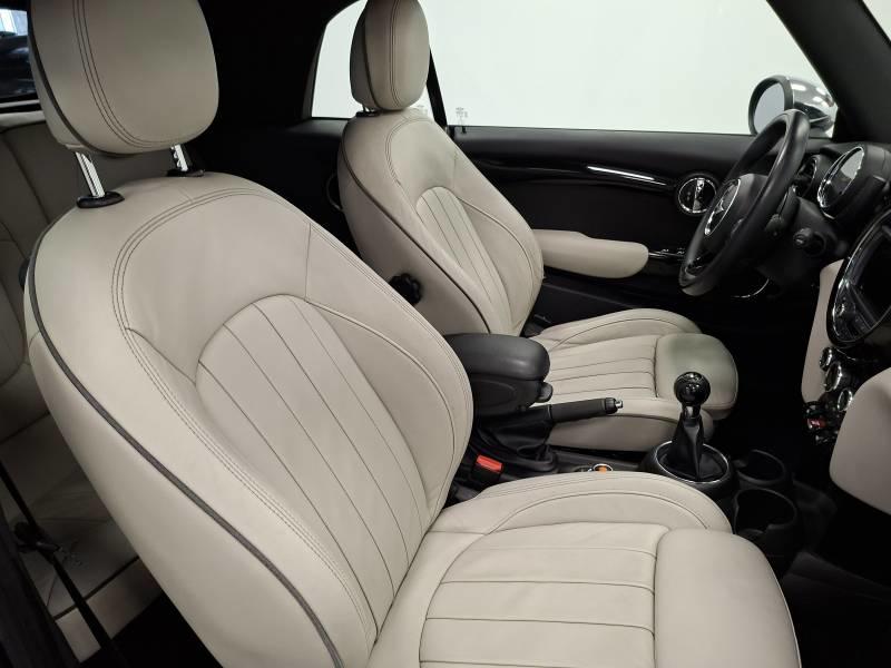 Mini Mini Cabriolet Cooper 136 ch Finition Exquisite