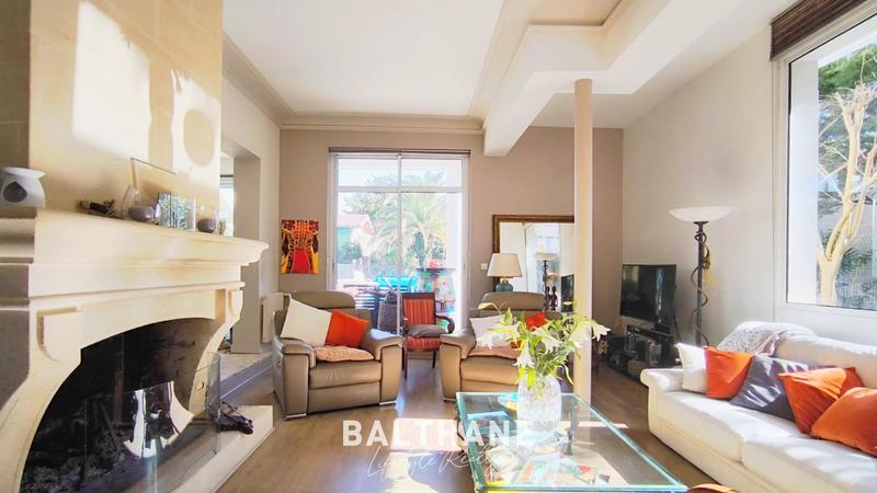 Maison - 180 m² - 6 pièces