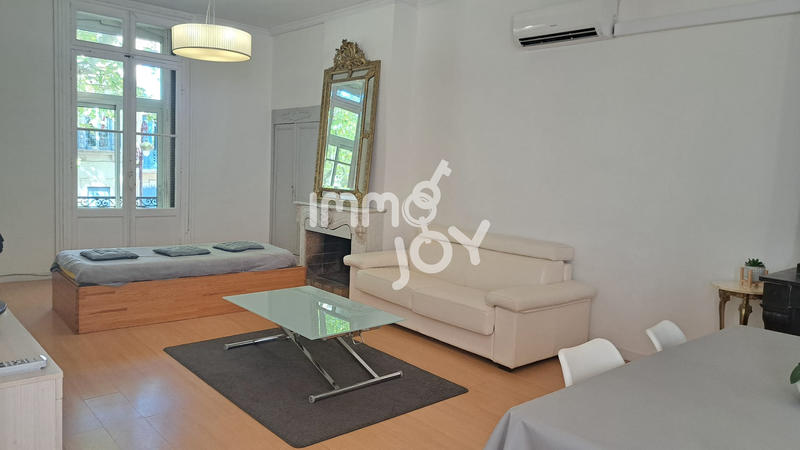 Appartement - 93 m² - 4 pièces