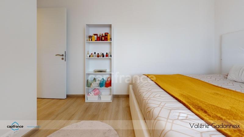 Maison - 96 m² - 5 pièces