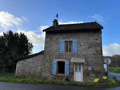 Maison - 92 m² - 4 pièces