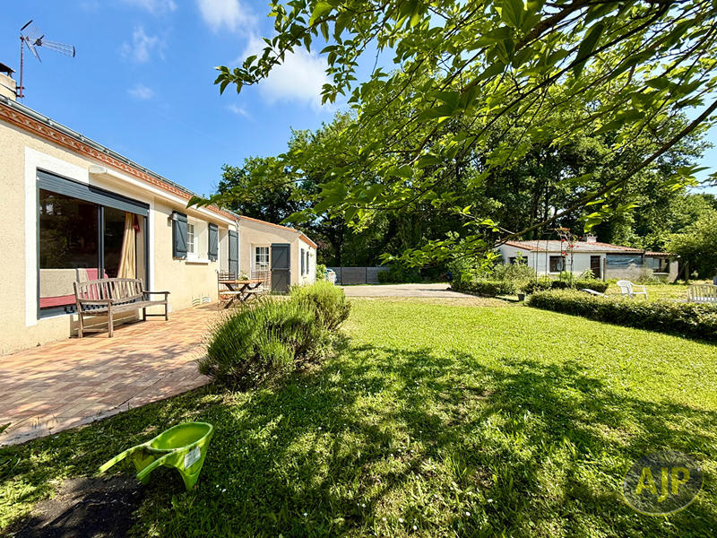 Maison - 136 m² - 6 pièces