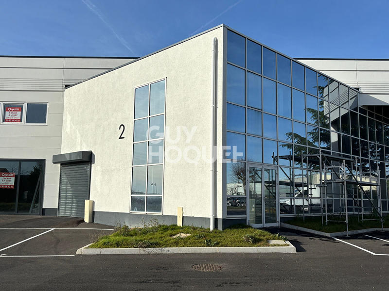 Local d'activités - 274 m²