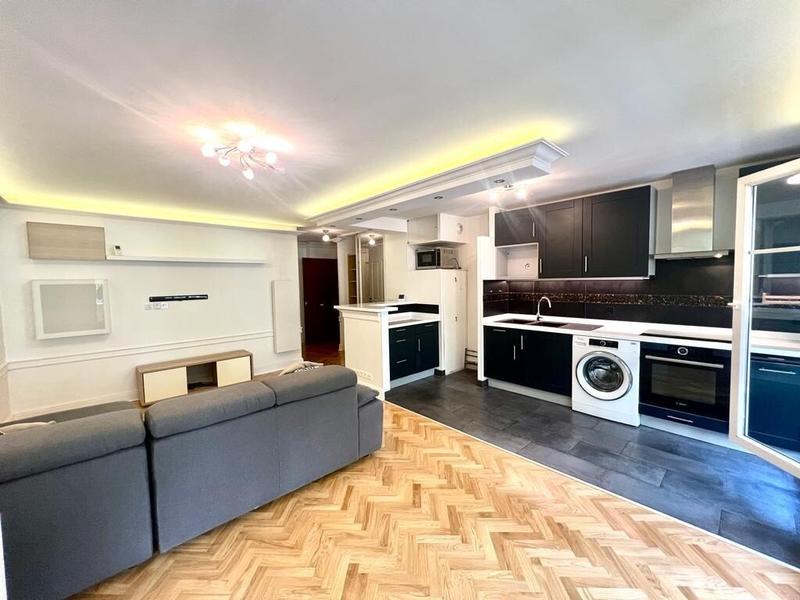 Appartement - 60 m² - 2 pièces