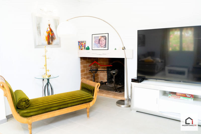 Maison - 520 m² - 8 pièces