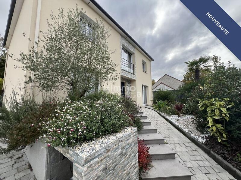 Maison - 160 m² - 6 pièces