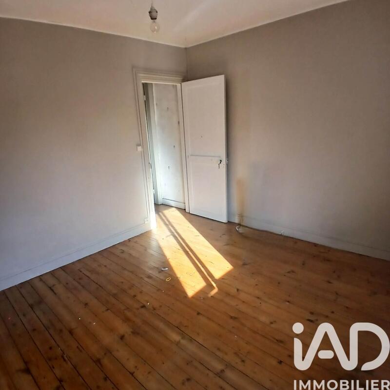 Maison - 87 m² - 6 pièces