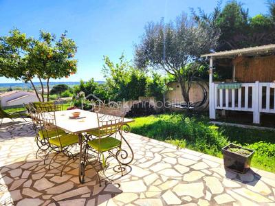 Villa - 105 m² - 4 pièces