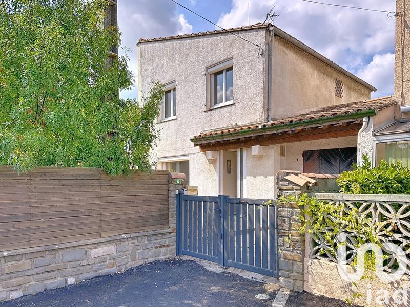 Maison de village - 80 m² - 4 pièces