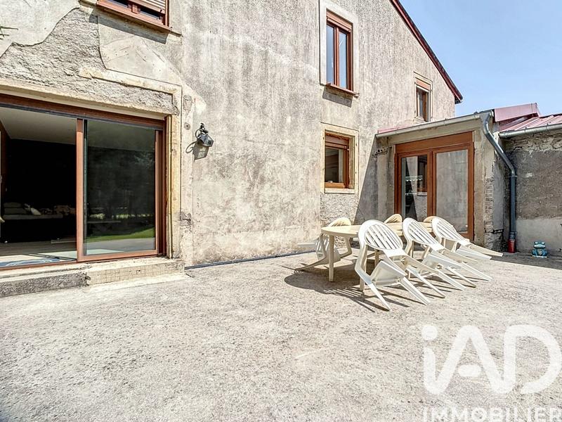 Maison - 226 m² - 6 pièces