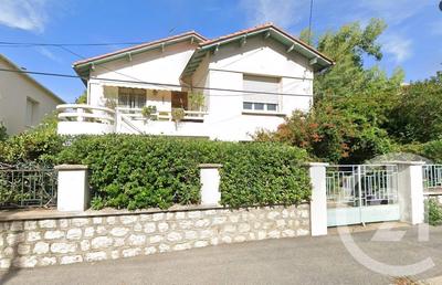 Maison - 146 m² - 6 pièces