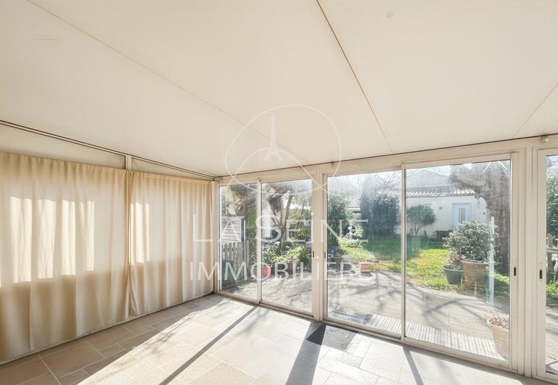 Maison - 137 m² - 6 pièces