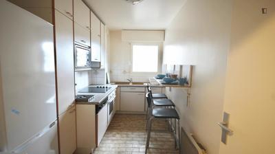 Chambre - 11 m² - 4 pièces