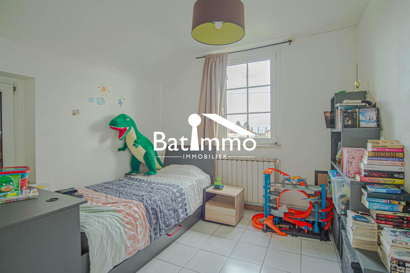 Maison - 90 m² - 5 pièces