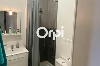 Studio - 16 m² - 1 pièce