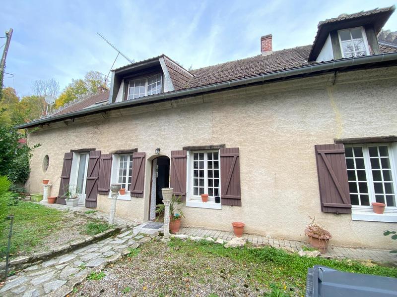 Maison - 138 m² - 5 pièces
