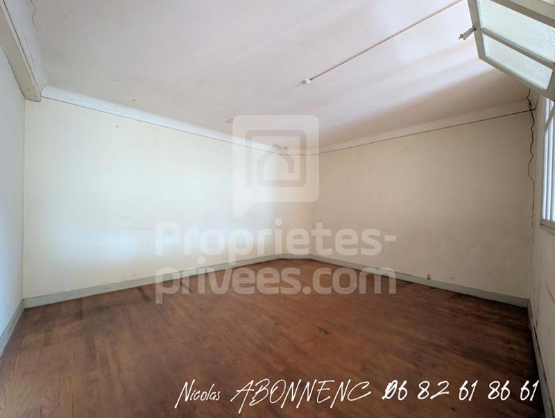 Maison - 200 m² - 8 pièces