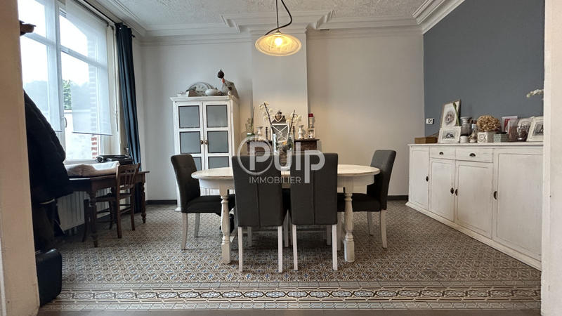 Maison - 142 m² - 7 pièces