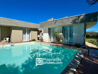 Maison - 207 m² - 5 pièces