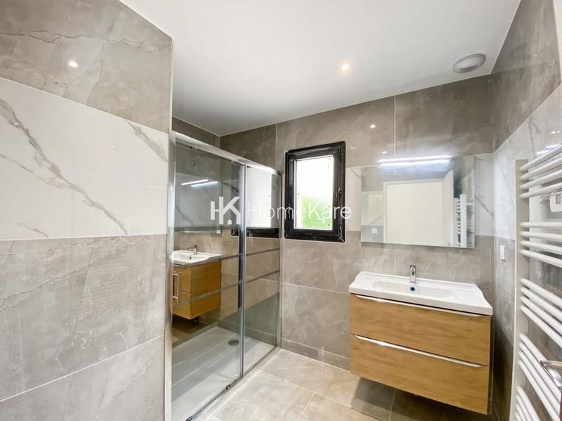 Villa - 130 m² - 5 pièces