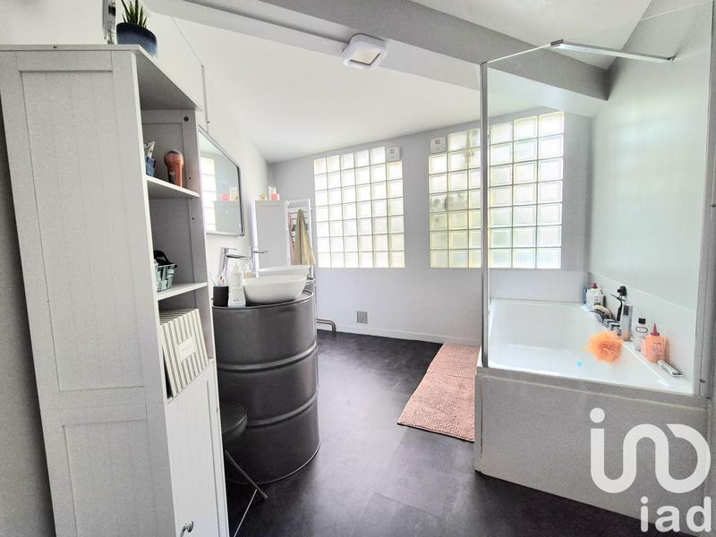 Appartement - 95 m² - 4 pièces