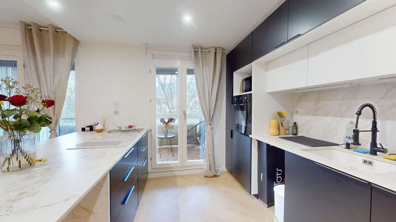 Appartement - 80 m² - 4 pièces