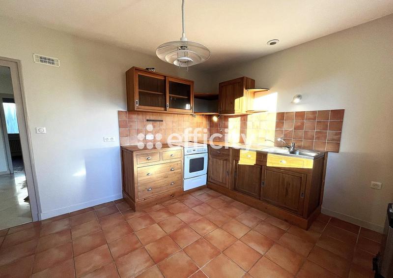 Maison - 159 m² - 7 pièces