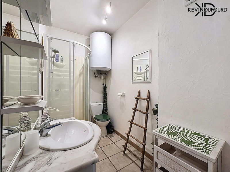 Propriété - 130 m² - 6 pièces