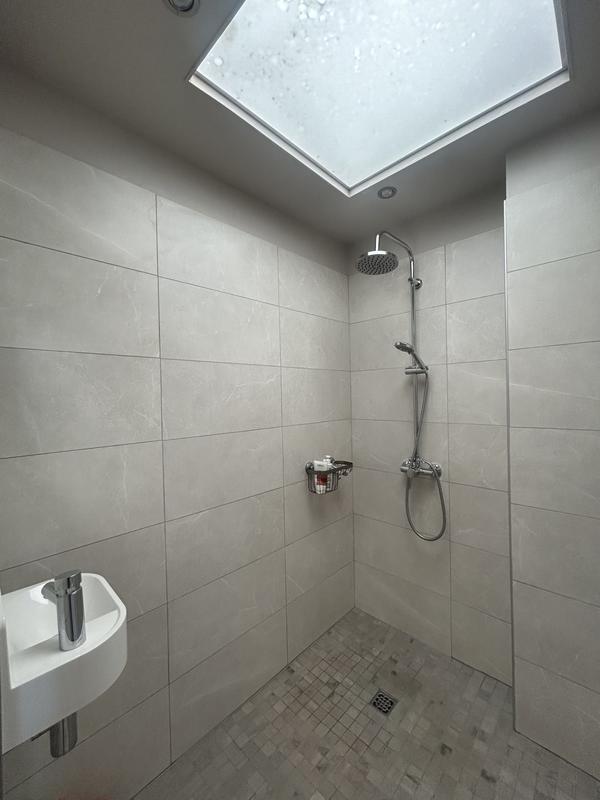 Appartement - 120 m² - 6 pièces