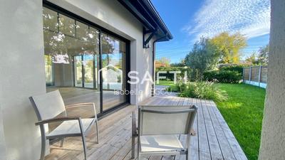 Villa - 158 m² - 5 pièces