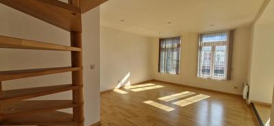 Duplex - 123 m² - 4 pièces