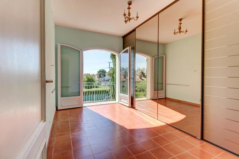 Maison - 146 m² - 8 pièces