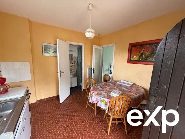 Maison - 134 m² - 8 pièces