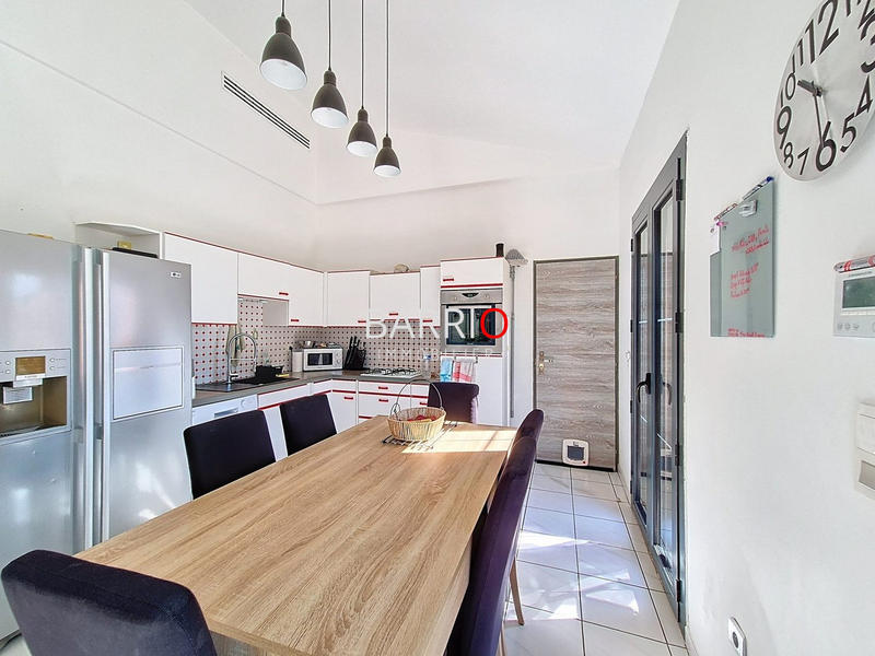 Villa - 117 m² - 5 pièces