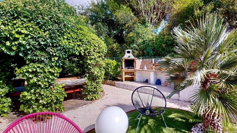 Villa - 220 m² - 6 pièces