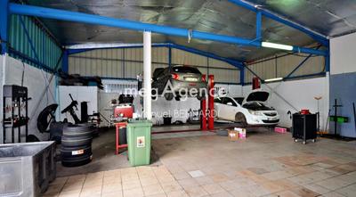 Fonds de commerce - 198 m²