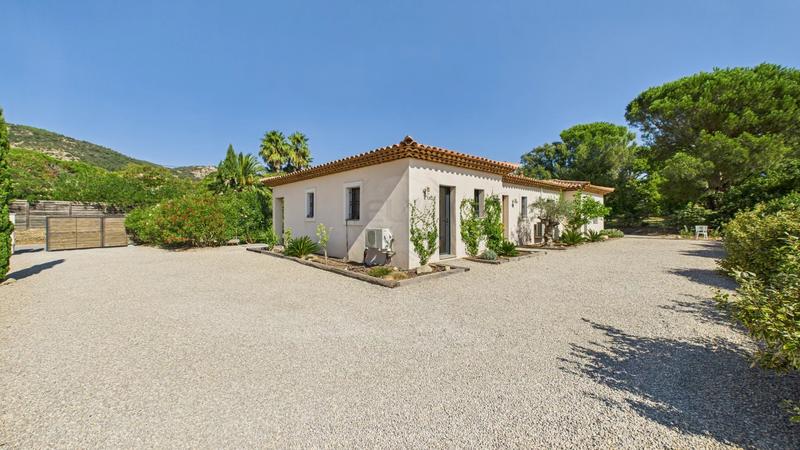 Villa - 120 m² - 5 pièces