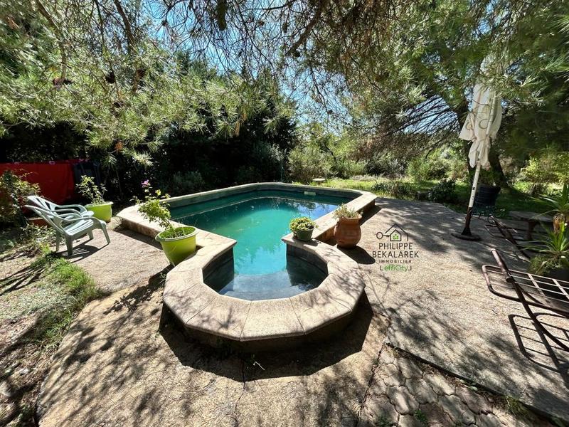 Pavillon - 202 m² - 9 pièces