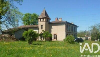 Maison - 230 m² - 6 pièces