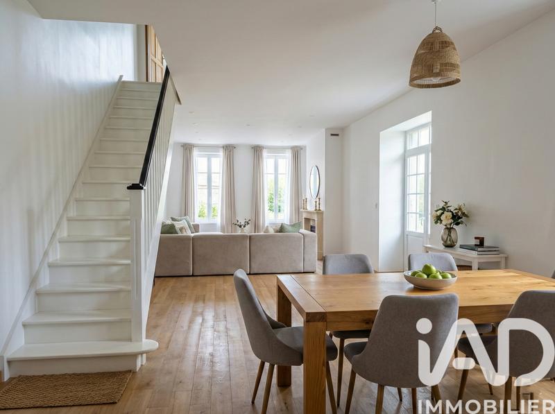 Maison - 135 m² - 5 pièces