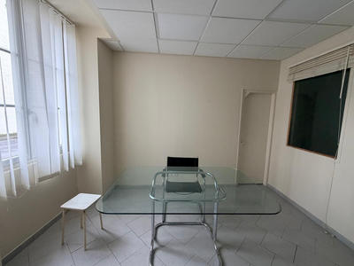 Local commercial - 83 m²