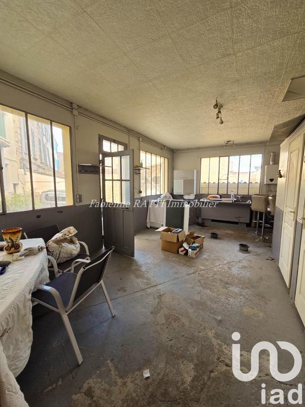 Maison - 250 m² - 15 pièces