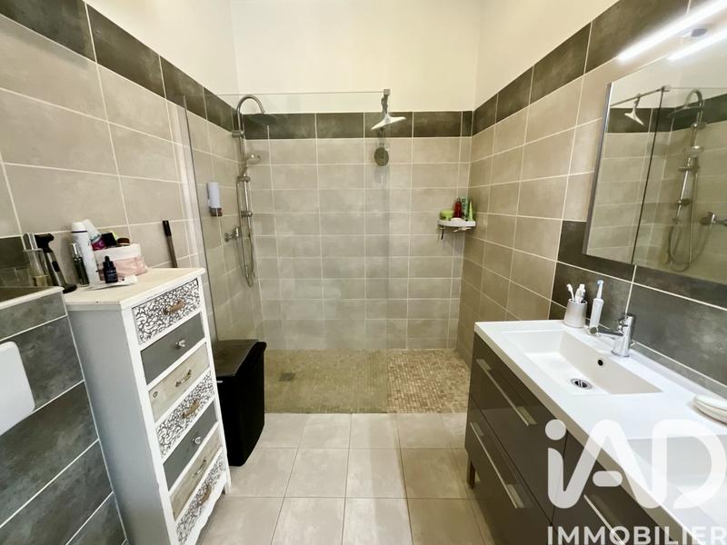 Appartement - 99 m² - 4 pièces