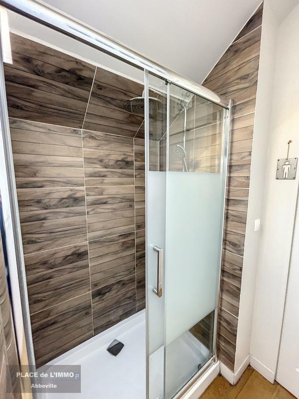 Maison - 230 m² - 10 pièces