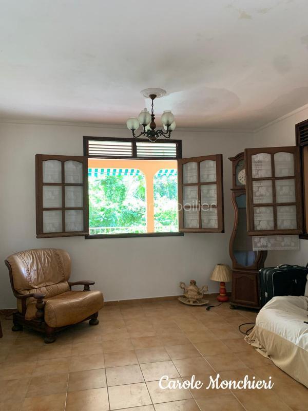 Maison - 193 m² - 8 pièces