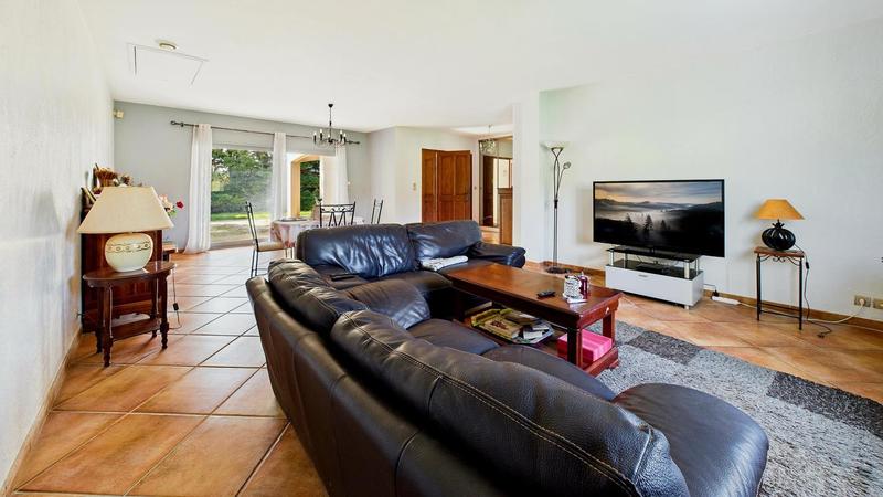 Maison - 161 m² - 6 pièces