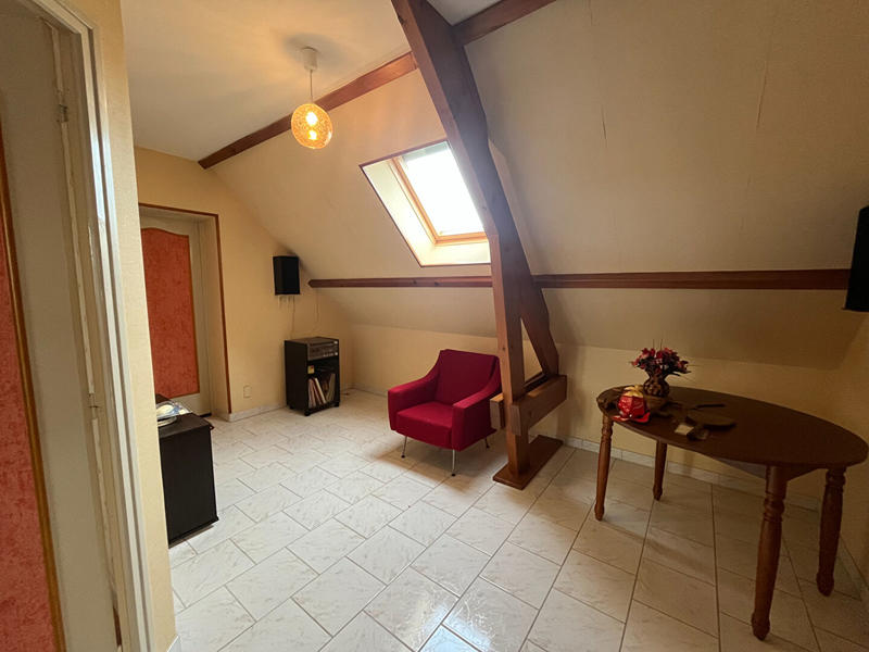 Maison - 170 m² - 6 pièces