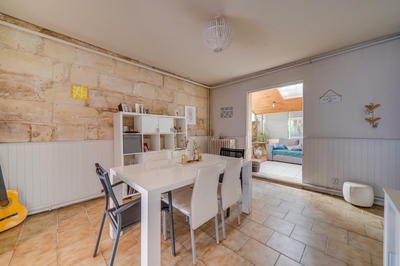 Maison - 167 m² - 8 pièces