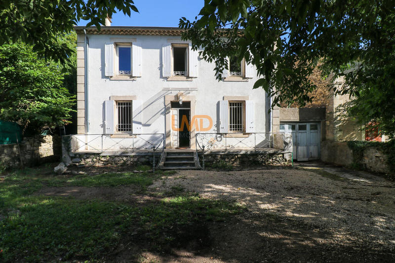Maison de maîtres - 130 m² - 5 pièces