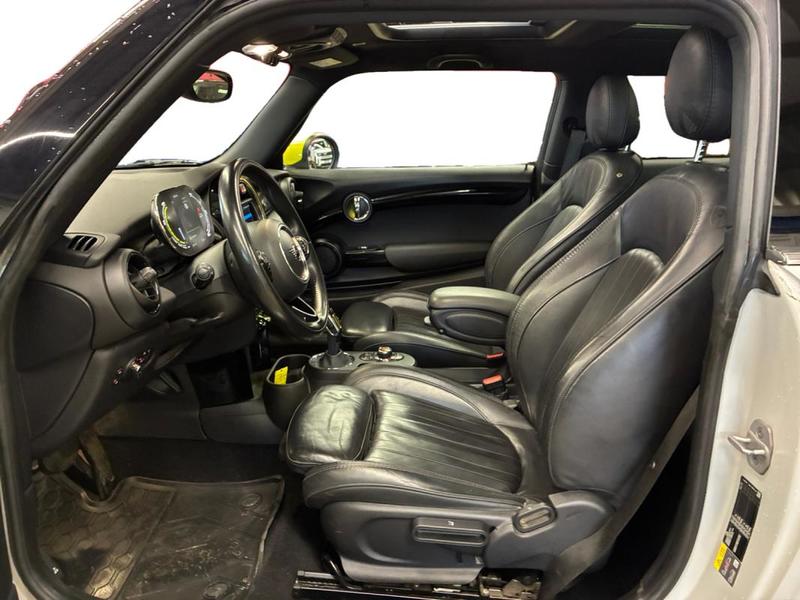 Mini 3 portes Hatch Electric F56 Bev Cooper se 184 ch Finition Greenwich